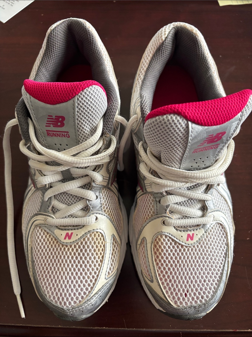 NEW BALANCE Women’s Sneakers with Mesh Upper in White and Pink - Size 8